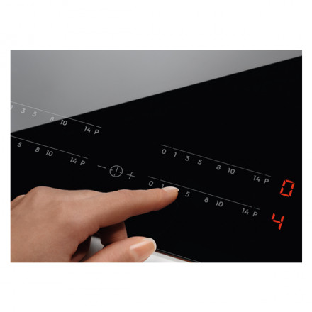 ВСТРАИВАЕМАЯ ВАРОЧНАЯ ПАНЕЛЬ ELECTROLUX IPE6453KF