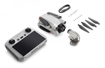 Квадрокоптер DJI Mini 3 Pro (DJI RC)