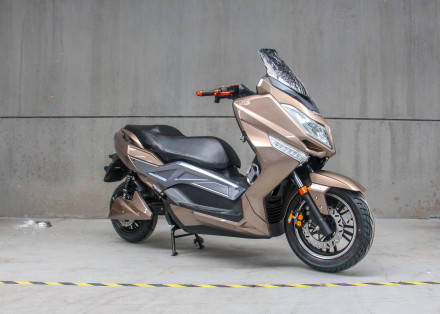 Электроскутер T9