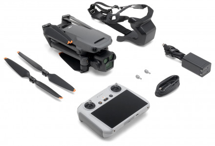 Квадрокоптер DJI Mavic 3 Pro (с пультом DJI RC)