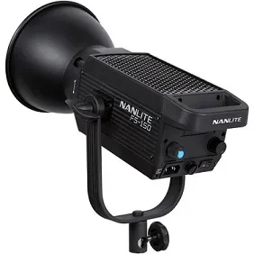 Студийный Осветитель Nanlite FS-150