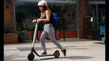 Электрический самокат Ninebot KickScooter ES2