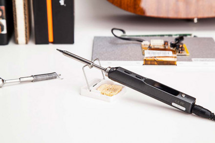 Подставка для паяльника с губкой (Белый)