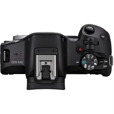 Беззеркальный Фотоаппарат Canon R50 + RF-S 18-45mm IS STM Creator Kit