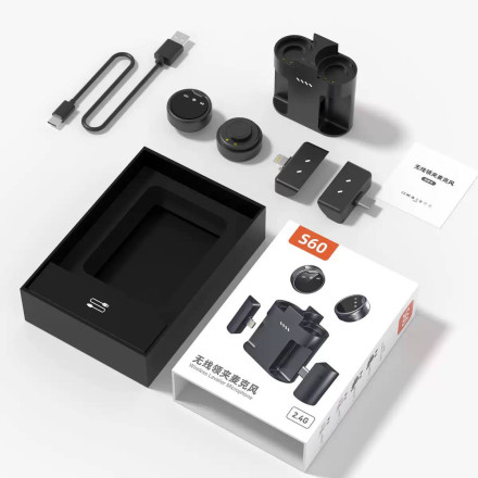 Беспроводной петличный микрофон S60 (2 передатчика + приёмник Lightning/USB-C, кейс-зарядка, шумоподавление)