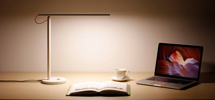 Настольная лампа Mi LED Desk Lamp