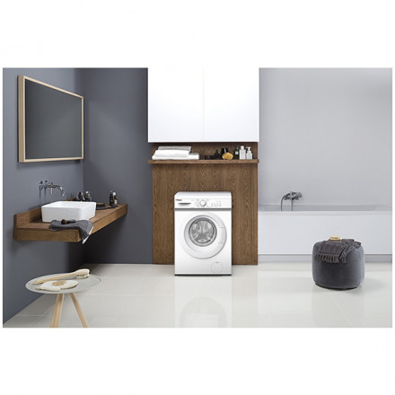 Стиральная машина Hansa WHB10381